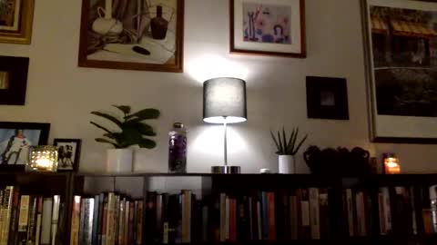 Kaia online show from December 2025 04:42:02 AM