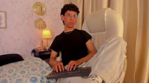 kai online show from March 2026 03:24:02 AM