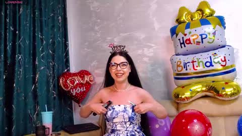 Kaila Lewis online show from May 2026 05:44:01 PM