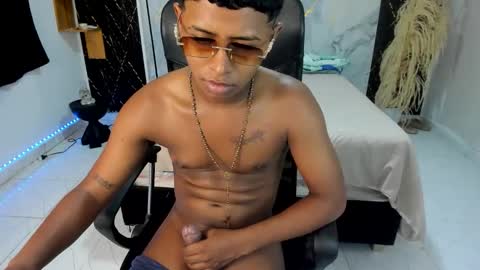 Snapshot of kaiser_alpha777 chatting on April 2026 09:52:01 PM kaiser_alpha777 online show from April 2026 09:52:01 PM