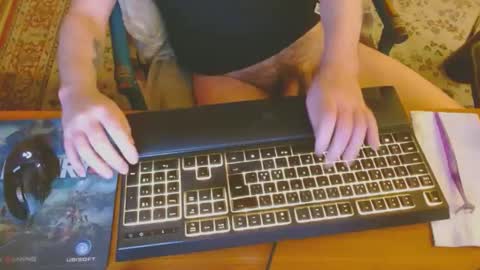 Snapshot of kaiuty chatting on December 2024 06:16:02 PM Leon online show from December 2024 06:16:02 PM