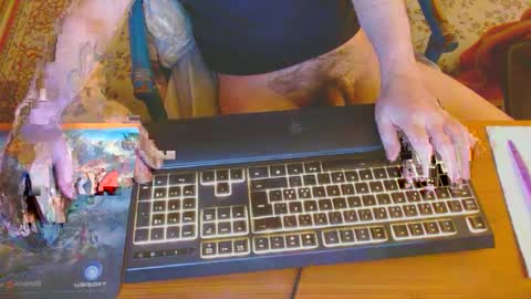 Snapshot of kaiuty chatting on December 2024 01:58:01 PM Leon online show from December 2024 01:58:01 PM