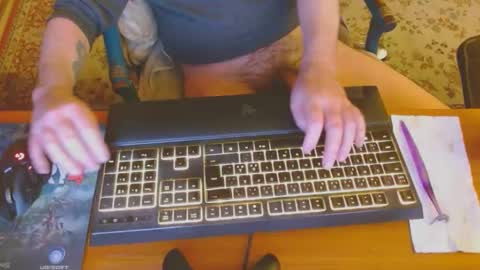 Snapshot of kaiuty chatting on January 2025 09:21:01 PM Leon online show from January 2025 09:21:01 PM