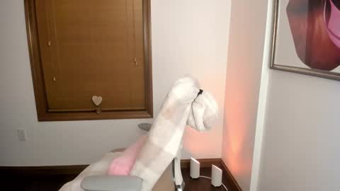 Snapshot of kaiyanui chatting on February 2025 05:34:02 AM Kaiya online show from February 2025 05:34:02 AM