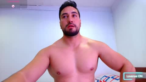 Thomas online show from December 2025 10:28:02 PM