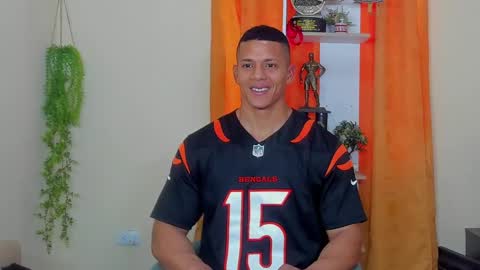 kale thomson online show from February 2025 02:52:02 PM