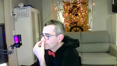 Snapshot of kalem48 chatting on January 2025 05:01:01 AM MusicMen49 online show from January 2025 05:01:01 AM