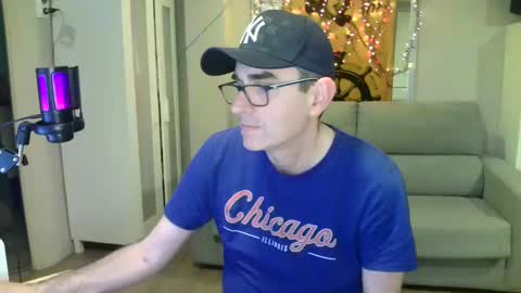 Snapshot of kalem48 chatting on January 2025 05:28:01 PM MusicMen49 online show from January 2025 05:28:01 PM