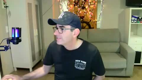 Snapshot of kalem48 chatting on January 2025 11:47:01 PM MusicMen49 online show from January 2025 11:47:01 PM