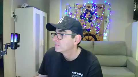 Snapshot of kalem48 chatting on February 2025 08:16:02 AM MusicMen49 online show from February 2025 08:16:02 AM