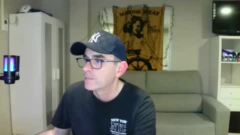 Snapshot of kalem48 chatting on February 2025 10:26:01 PM MusicMen49 online show from February 2025 10:26:01 PM