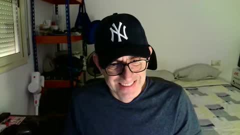 Snapshot of kalem48 chatting on January 2026 02:55:01 PM MusicMen49 online show from January 2026 02:55:01 PM