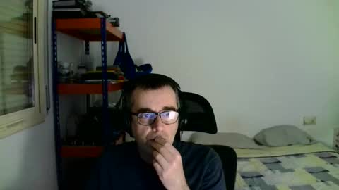 Snapshot of kalem48 chatting on January 2026 11:41:02 PM MusicMen49 online show from January 2026 11:41:02 PM