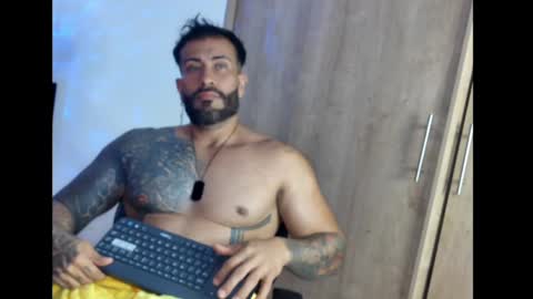 Snapshot of kaleth_price chatting on March 2025 08:05:01 AM Kaleth Price online show from March 2025 08:05:01 AM