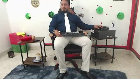 Kaleth online show from May 2026 10:05:02 PM