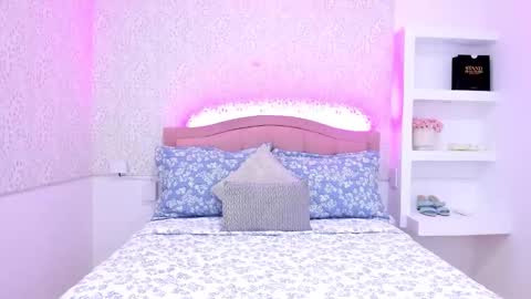 Kali Bloom  online show from January 2026 10:15:02 PM