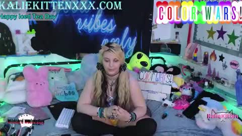 KalieKitten online show from June 2026 12:32:02 AM
