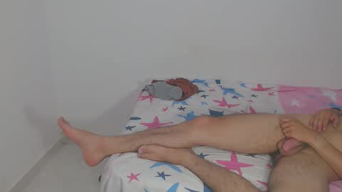 kalifah_ online show from April 2026 12:47:01 PM