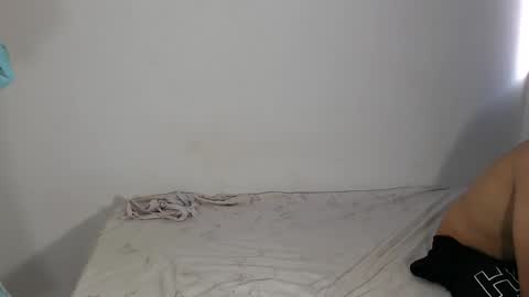 kalifah_ online show from June 2026 12:26:01 PM