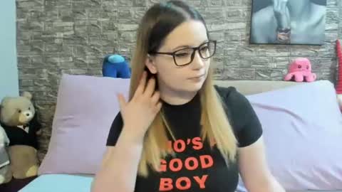 kalindahot online show from June 2026 06:06:01 PM