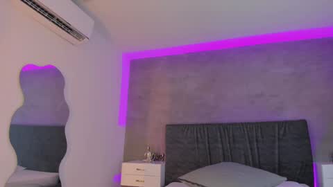 Carolina   online show from February 2025 08:18:01 PM