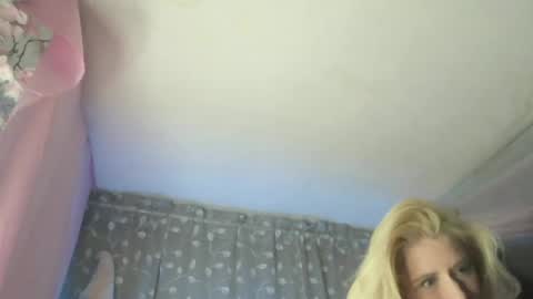 kaliraynex online show from June 2026 10:15:01 AM