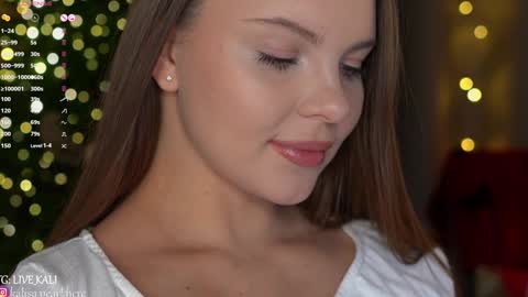 Snapshot of kalisa_pearl chatting on January 2025 02:33:02 PM Please call me Kalisa online show from January 2025 02:33:02 PM