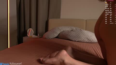 Snapshot of kalisa_pearl chatting on October 2025 08:28:02 PM Please call me Kalisa online show from October 2025 08:28:02 PM