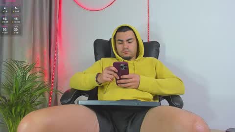 Snapshot of kalivan_voinesscu chatting on October 2025 08:15:02 AM K A L I online show from October 2025 08:15:02 AM