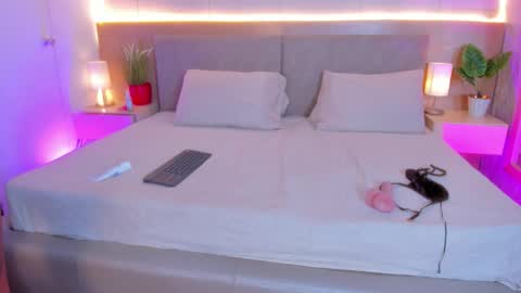 Snapshot of kalyx_lana chatting on December 2025 07:52:01 PM kalyx_lana online show from December 2025 07:52:01 PM