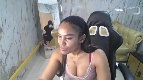 Kamala. Live 2100 - 600 online show from November 2025 03:06:02 AM