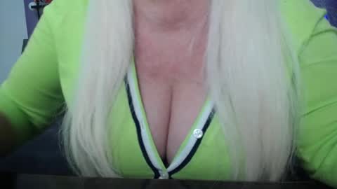 KamaliaSim online show from February 2025 10:09:02 PM