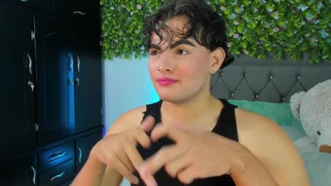 camilo  independent model online show from February 2025 04:26:02 AM