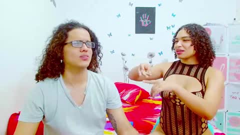 Snapshot of kami_chigiri chatting on January 2025 12:07:01 AM Dante and Carolina independient model online show from January 2025 12:07:01 AM