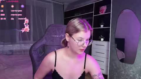 Aino online show from July 2026 03:26:01 AM