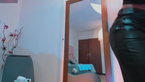    online show from June 2026 01:17:02 PM