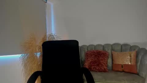 Snapshot of kamilamonroe chatting on February 2026 05:05:02 PM Kamila Monroe online show from February 2026 05:05:02 PM