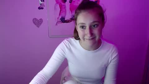 kamilla_love_ online show from September 2025 02:40:01 PM