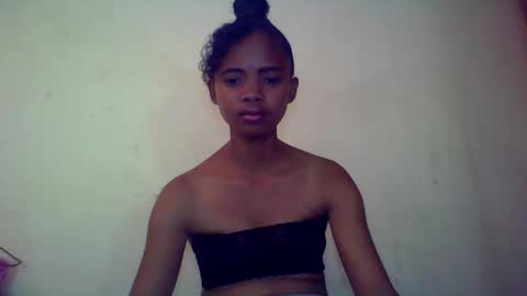 kamillah69 online show from November 2025 04:22:02 AM