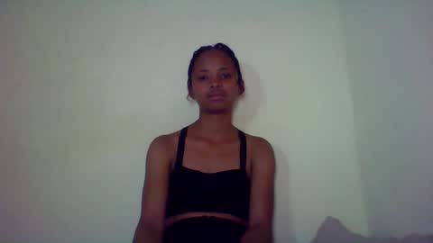 kamillah69 online show from November 2025 12:44:02 PM