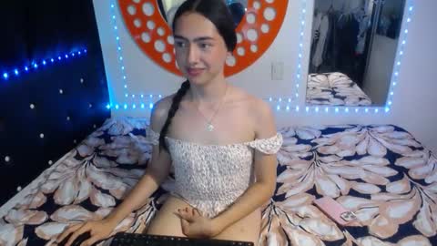 Snapshot of kammi_candy chatting on January 2026 01:19:01 AM -- kammi -- online show from January 2026 01:19:01 AM