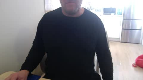 Snapshot of kanadians chatting on February 2026 05:27:02 PM Cam with Me Vixens DM me online show from February 2026 05:27:02 PM