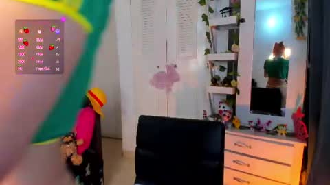 hello  Im Danni online show from June 2026 12:25:01 PM