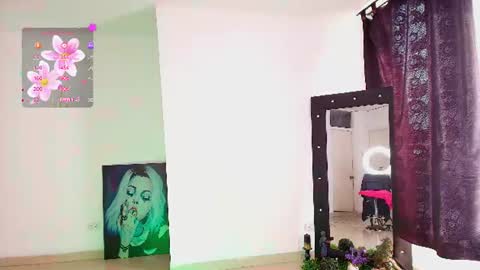 hello  Im Danni online show from July 2026 06:20:01 PM