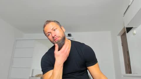 Snapshot of kanegriffin26 chatting on January 2025 12:05:01 AM Kane OF strongkane online show from January 2025 12:05:01 AM