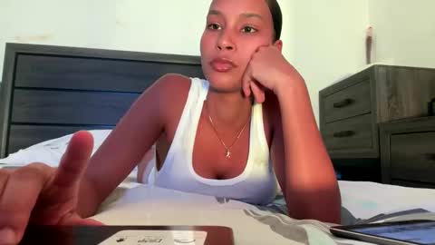 Kangely online show from October 2025 05:15:02 PM