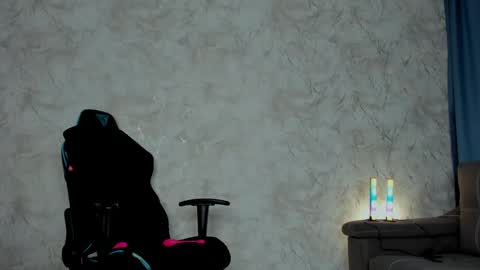 Snapshot of kaow65 chatting on January 2025 05:16:02 AM Emma online show from January 2025 05:16:02 AM