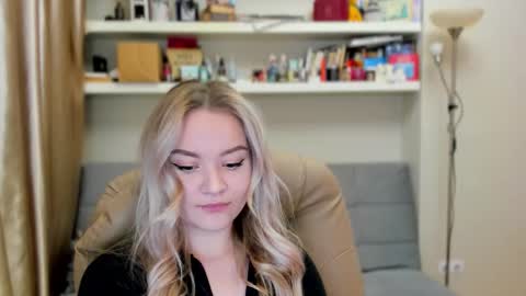 Kara. Off from 15th till 24th of December online show from October 2025 10:37:01 PM