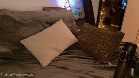 Snapshot of karathemagic chatting on February 2025 04:03:01 AM I am here around 5am GMT karathemagic online show from February 2025 04:03:01 AM