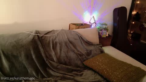 Snapshot of karathemagic chatting on February 2025 08:54:01 AM I am here around 5am GMT karathemagic online show from February 2025 08:54:01 AM